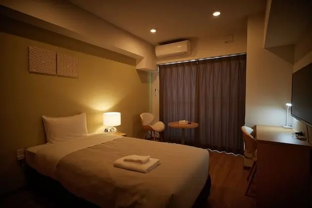 Tek Kişilik Oda, Sigara İçilmez