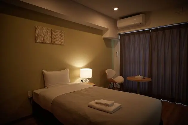 Tek Kişilik Oda, Sigara İçilmez