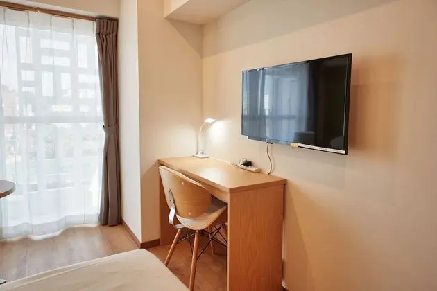 Tek Kişilik Oda, Sigara İçilmez