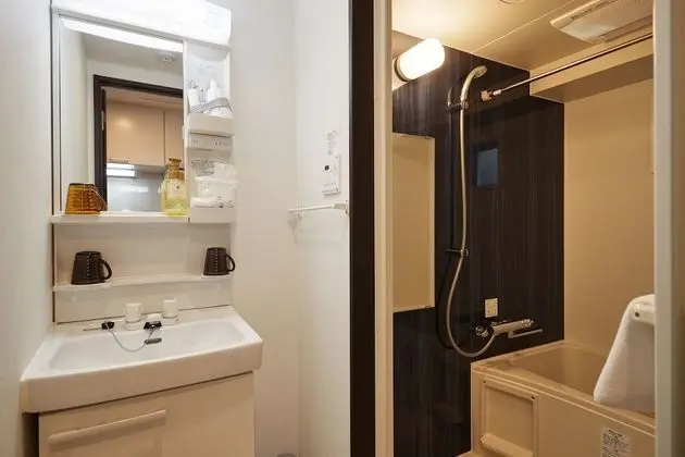 Tek Kişilik Oda, Sigara İçilmez