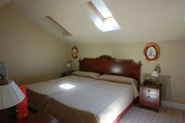 Economy Tek Büyük Yataklı Oda (Attic)