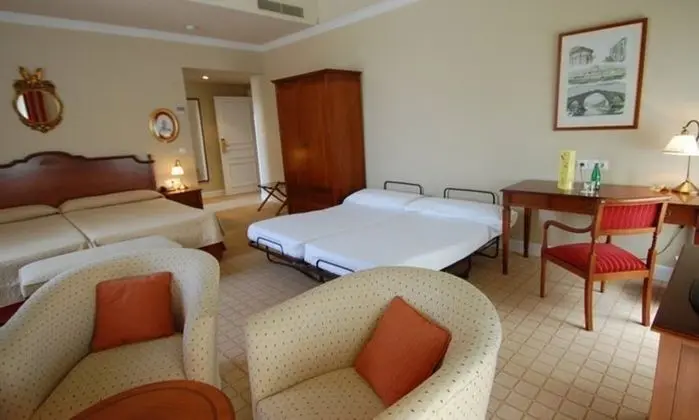 Tek Büyük Yataklı Oda (extra bed)