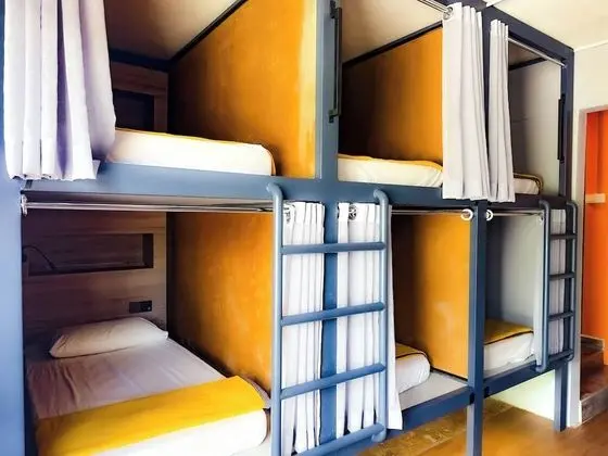 Design Ortak Ranzalı Oda, Sadece kadınlar için