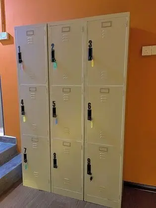 Design Ortak Ranzalı Oda, Sadece kadınlar için