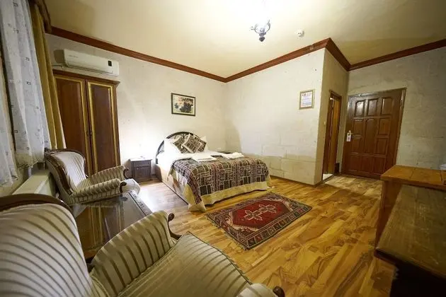 Comfort Tek Büyük Yataklı Oda