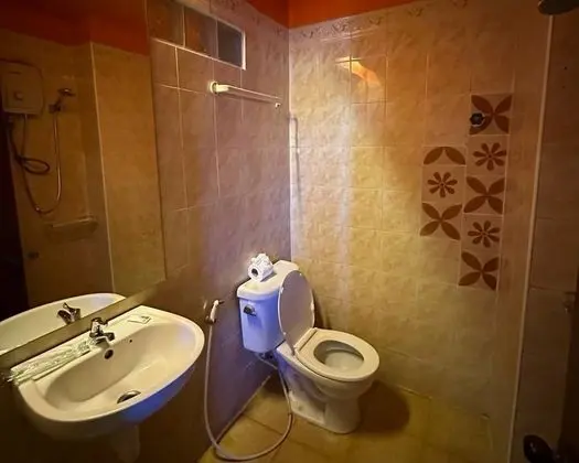 Basic Tek Büyük Yataklı Oda