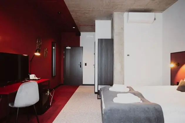 Comfort Tek Büyük Yataklı Oda