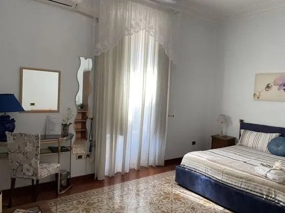 Üç Kişilik Oda