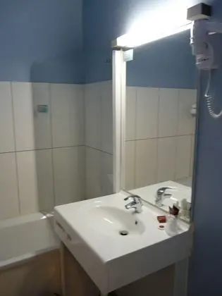 Basic Tek Büyük Yataklı Oda