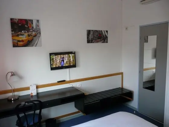Dört Kişilik Oda, Bağlantılı Odalar