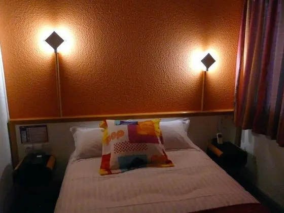 Dört Kişilik Oda, Bağlantılı Odalar