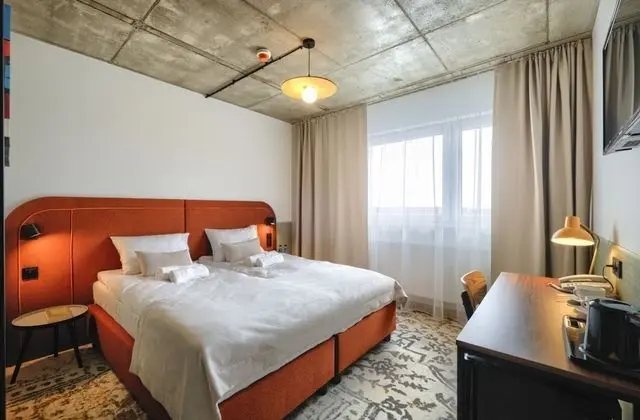 Standard Tek Büyük veya İki Ayrı Yataklı Oda