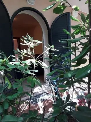 Üç Kişilik Oda, Bahçe Manzaralı