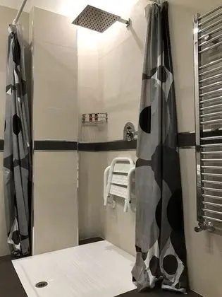 Business Oda, 1 Çift Kişilik Yatak, Engellilere Uygun, Balkon