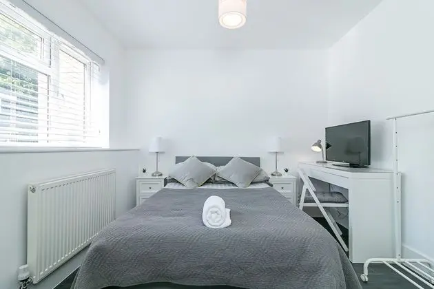 Standard Tek Büyük Yataklı Oda, Ortak Banyo, Bahçe Manzaralı