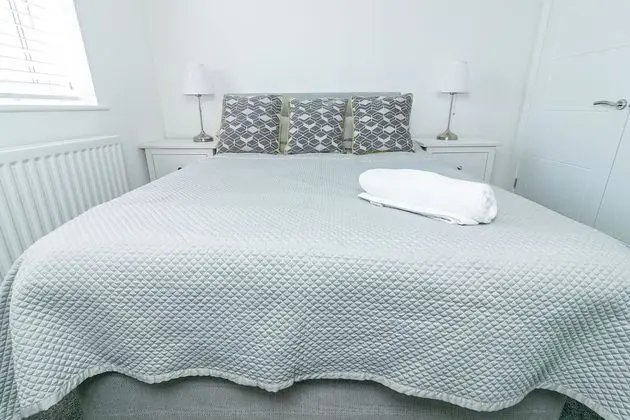 Standard Tek Büyük Yataklı Oda, Ortak Banyo, Bahçe Manzaralı