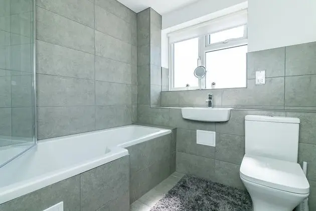 Superior Tek Büyük Yataklı Oda, Ortak Banyo