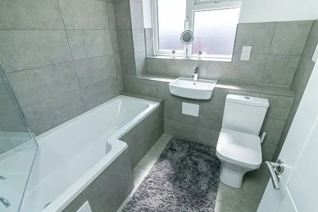 Superior Tek Büyük Yataklı Oda, Ortak Banyo