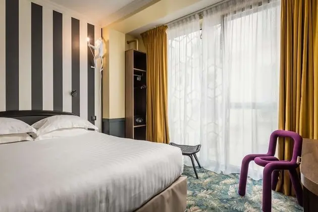 Tek Büyük Yataklı Oda