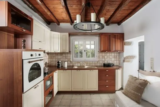 Traditional Villa, 2 Yatak Odası, Kişiye Özel Havuzlu, Havuz Manzaralı