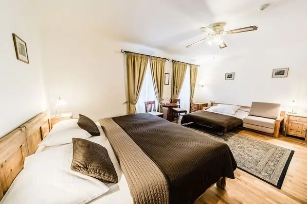 Standard Üç Kişilik Oda, Nehir Manzaralı