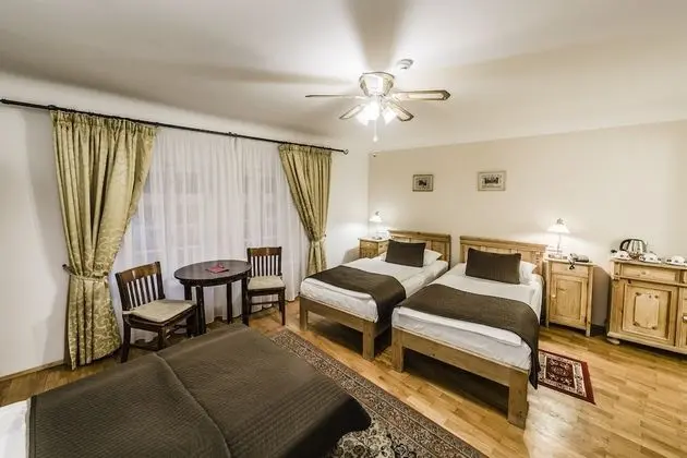 Standard Üç Kişilik Oda, Nehir Manzaralı