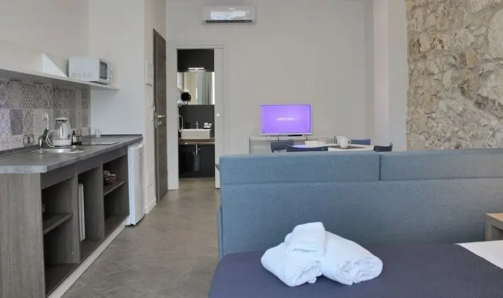 Superior Stüdyo, Balkon