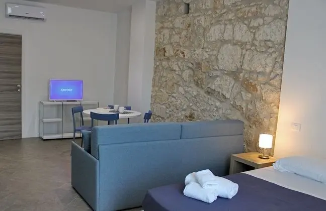 Superior Stüdyo, Balkon
