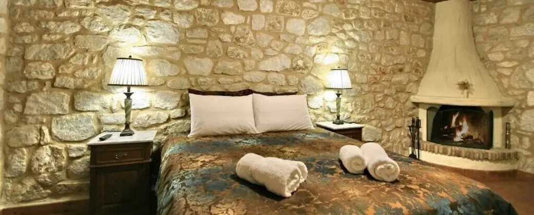 Üç Kişilik Oda