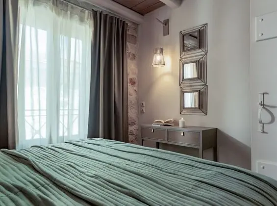 Grand Villa, 4 Yatak Odası, Havuz Manzaralı