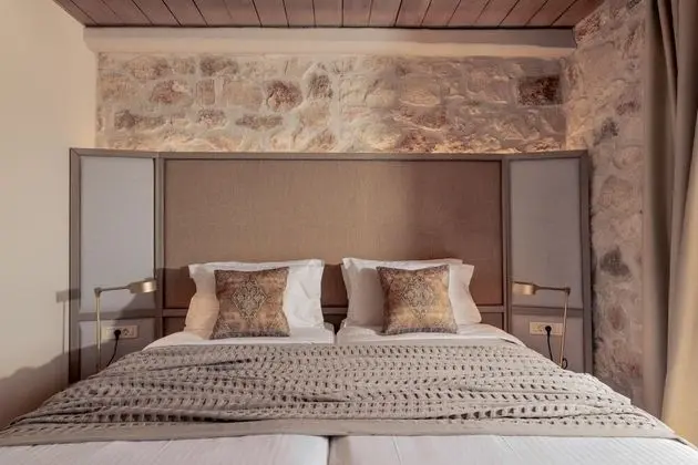 Grand Villa, 4 Yatak Odası, Havuz Manzaralı