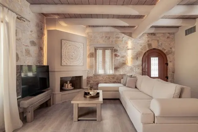 Grand Villa, 4 Yatak Odası, Havuz Manzaralı