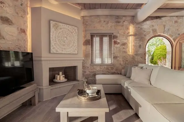 Grand Villa, 4 Yatak Odası, Havuz Manzaralı
