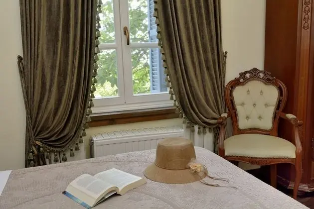 Standard Tek Büyük veya İki Ayrı Yataklı Oda