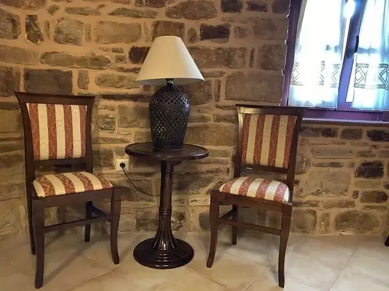 Basic Tek Büyük veya İki Ayrı Yataklı Oda, Zemin Kat