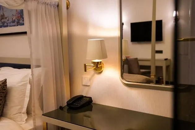 Standart Oda, Şehir Manzaralı
