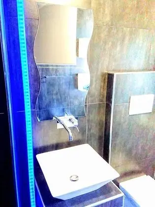 Deluxe Üç Kişilik Oda, Banyolu/Duşlu (External)