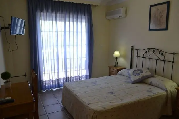 Büyük Yataklı Tek Kişilik Oda, Dağ Manzaralı