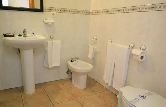 Büyük Yataklı Tek Kişilik Oda, Dağ Manzaralı