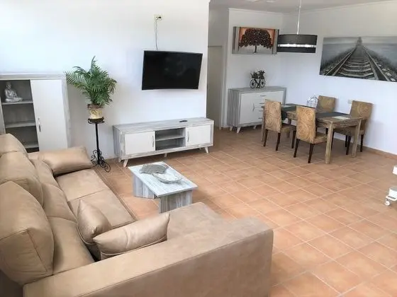 Family Ev, 2 Yatak Odası, Engellilere Uygun, Küçük Mutfak