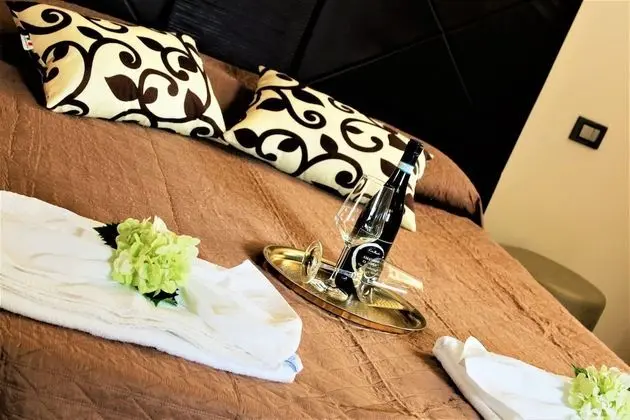 Comfort Tek Büyük veya İki Ayrı Yataklı Oda