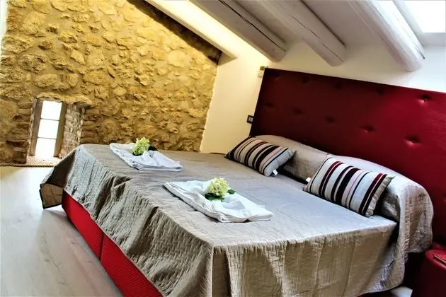 Tek Büyük veya İki Ayrı Yataklı Oda