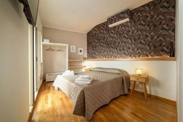 Tek Büyük Yataklı Oda, Balkon
