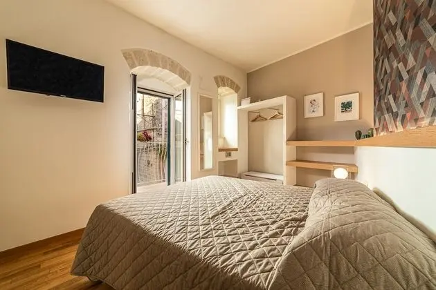 Tek Büyük Yataklı Oda, Balkon