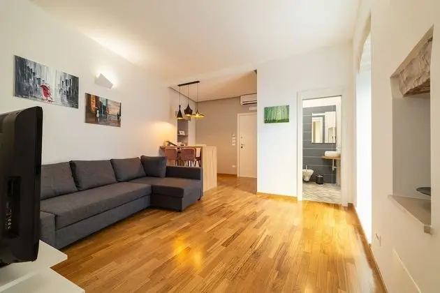 Tek Büyük Yataklı Oda, Balkon