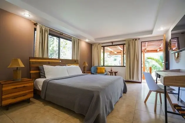 Deluxe Room 1 King Size Bed