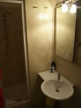 Dört Kişilik Oda, Balkon