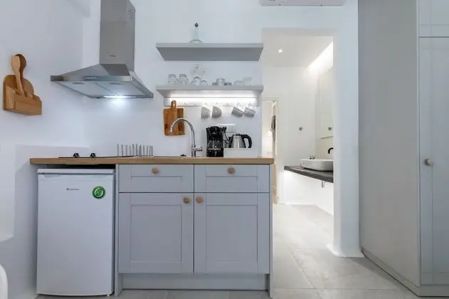 Superior Apart Daire, Bahçe Manzaralı