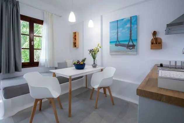 Superior Apart Daire, Bahçe Manzaralı