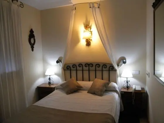 Double Room, 1 Double Bed